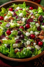 Christmas Tossed Salad Recipe Everyone Is Talking About – The Viral Holiday Favorite!